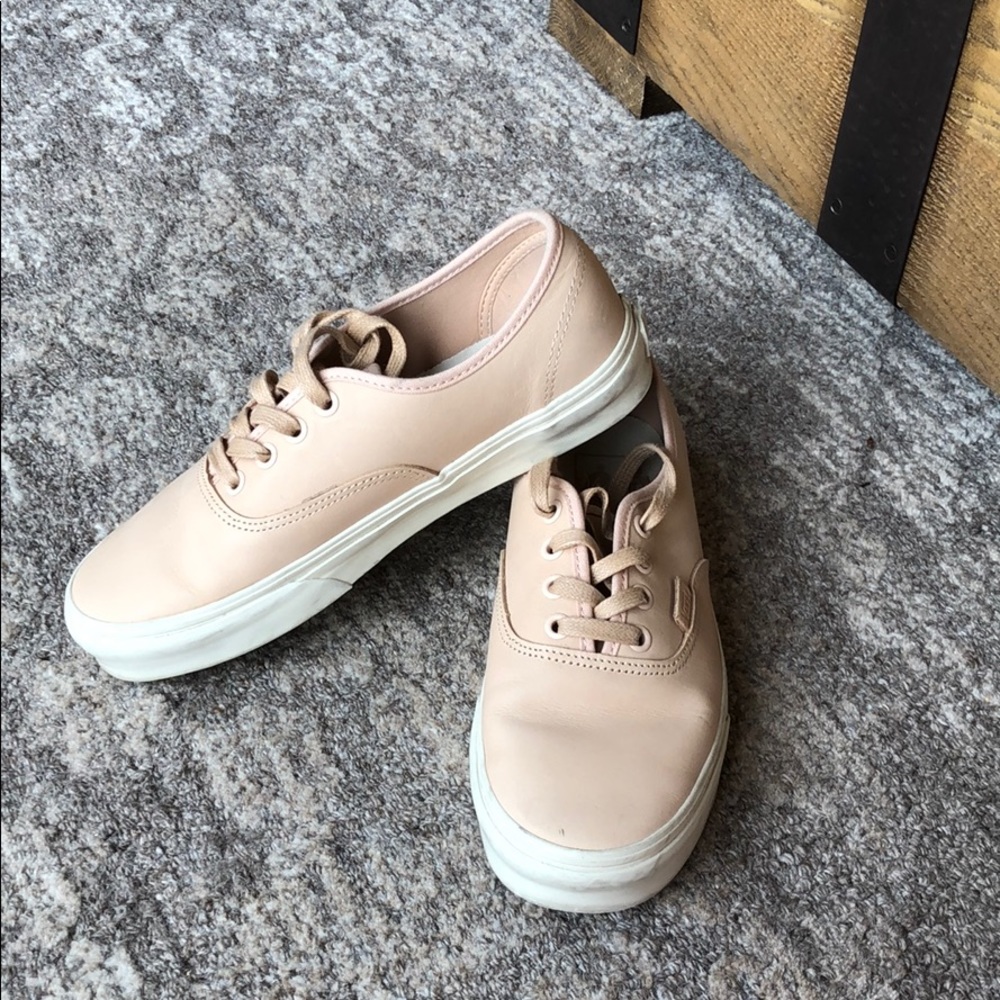 Vans - classics in a beautiful blush leather